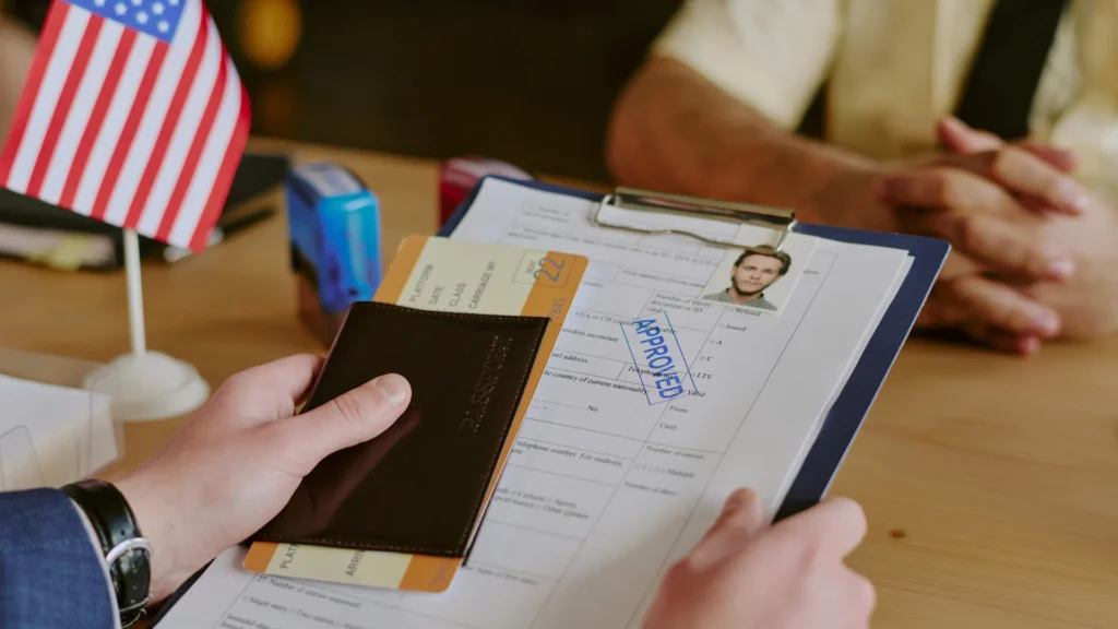 visa eb5 vs gold card