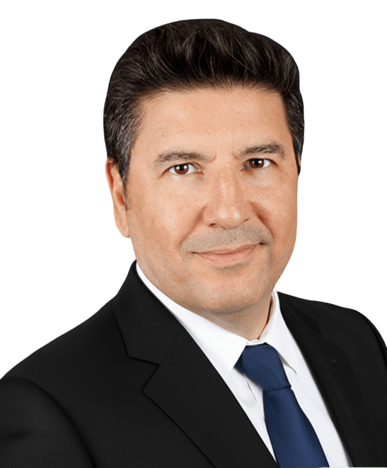 Felipe Paraud - Abogado de inmigración en LOIGICA